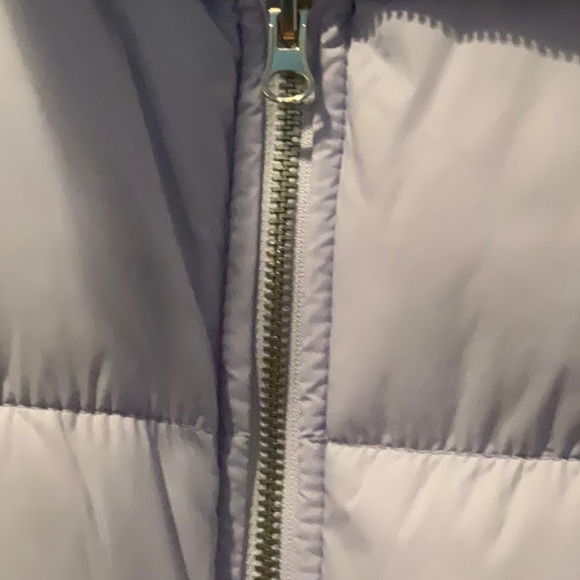 Old Navy Ladies Puffy Vest - Picture 5 of 8